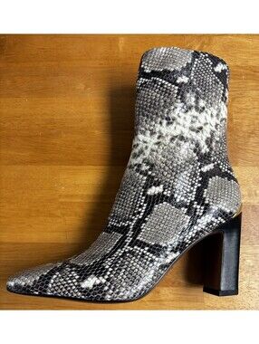 Women’s Franco Sarto Snakeskin Print Size 5.5 Mid-Calf Boots Pointed Toe
